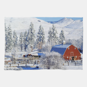 Paño De Cocina EE. UU., Washington, Methow Valley, graneros en