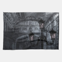 El oscuro puente de lluvias de Venecia de suspiros