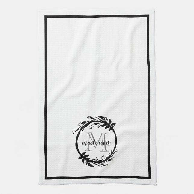 Paño De Cocina Elegante Monograma de la familia blanca y negra (Vertical)