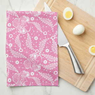 Paño De Cocina Encaje floral blanco sobre fondo rosa