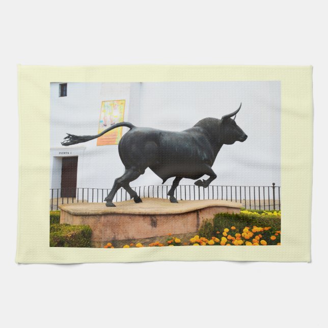 Paño De Cocina Estatua de un toro (Horizontal)