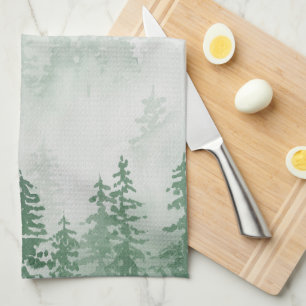 Paño De Cocina Evergreens en la montaña de niebla forestal en ver