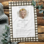 Paño De Cocina Family Recipe Keepsake Photo Gingham<br><div class="desc">Keepsake family recipe tea towel. Share uncle Jim's chili recipe or great aunt Aggie's all time favorite thanksgiving casserole dish. Elegant and simple template design can easily be adjusted to share your family recipes as mother's day, birthday, or Christmas gifts. Custom family name with initials. Colors can be changed. Great...</div>