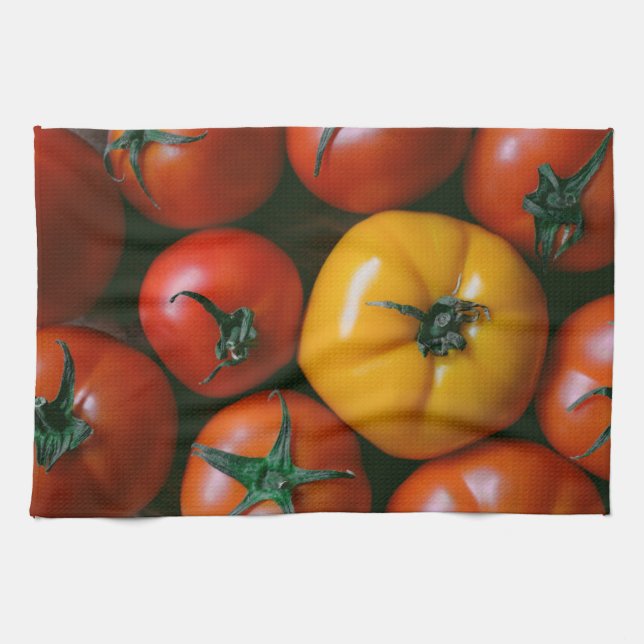 Paño De Cocina Farms | Shiny Red & Yellow Tomatoes (Horizontal)