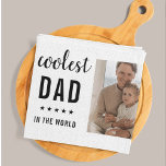 Paño De Cocina Foto de colección moderna Regalo del Día de los Pa<br><div class="desc">El "Modern Collage Photo Colorful Best Dad Ever Gift" es un regalo personalizado y único para cualquier padre que merezca ser celebrado. El regalo es una foto de collage hecha de varias imágenes individuales que han sido cuidadosamente dispuestas para crear un diseño impresionante y llamativo. El regalo es una gran...</div>