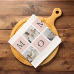 Paño De Cocina Foto de colección moderna y regalo de mamá rosa pa<br><div class="desc">Esta moderna foto de collage y el regalo de mamá rosa pastel son la manera perfecta de mostrar aprecio a una madre especial en tu vida. El regalo cuenta con una foto de collage muy bien hecha que combina múltiples imágenes de una manera moderna y artística. Para complementar la foto,...</div>