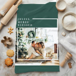 Paño De Cocina Foto familiar moderna | Joyful Merry Blessed | Ver<br><div class="desc">Foto familiar moderna | Joyful Merry Blessed | Verde</div>