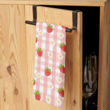 Fresa y flores en un gingham rosa