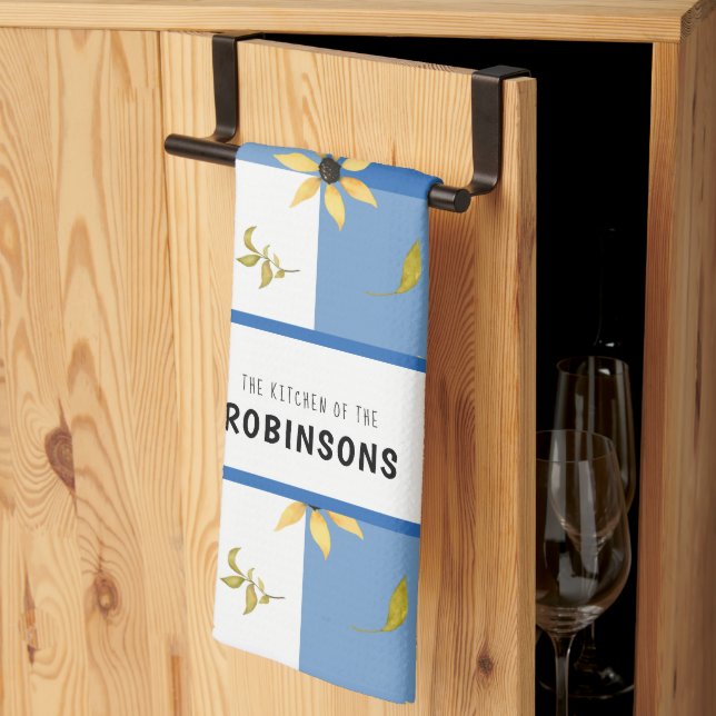 Paño De Cocina Granja rústica azul gingham floral monogramado (Pliegue de tercios)