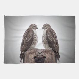 Paño De Cocina Halcones en un poste