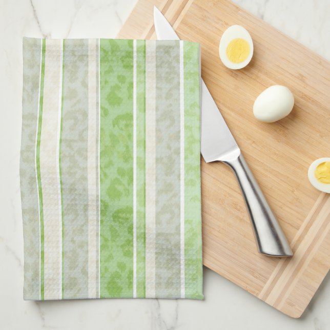 Paño De Cocina Impresión de leopardo sobre fondo a rayas. (Doblado Cuarto)