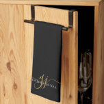 Paño De Cocina Iniciales Gold Script Monograma Negro Minimalista<br><div class="desc">Un moderno monograma blanco dorado de diseño de moda sobre toalla de cocina negra,  con un dramático guión inicial con toallitas y tu nombre completo en un moderno tipo serif,  publica lo que nota. Sencilla elegancia.</div>