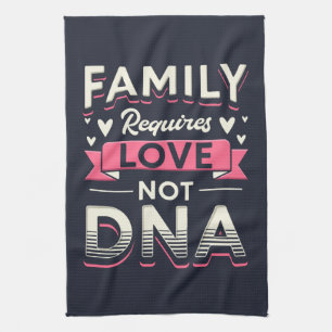 Paño De Cocina La familia requiere amor, no adopción de ADN