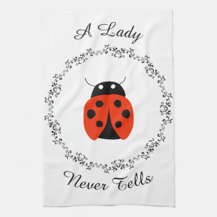 Paño De Cocina Lady Bug - Una dama nunca dice lo personalizado