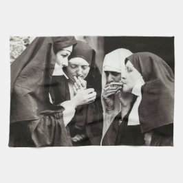 Paño De Cocina Las monjas fumando una foto de época