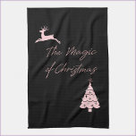 Paño De Cocina Magia de renos y árboles Navidades<br><div class="desc">Diseño moderno en negro y rosa decorado con letra de guión,  reno y árbol.</div>