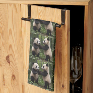 Paño De Cocina Maravillas caprichosas: Los bebés pandas juegan en