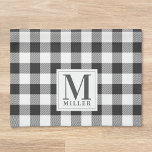 Paño De Cocina Moderna granja Black Buffalo Check Monogramado<br><div class="desc">Toalla de mano de cocina de estilo casa de campo de diseño personalizado con monograma personalizado y nombre familiar en estampado festivo de búfalo negro y blanco/gingham/check.</div>