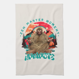 Paño De Cocina Momento del Maestro Zen Bigfoot Arte Retro de Medi