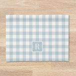Paño De Cocina Monograma de comprobación de búfalo azul turbio y<br><div class="desc">Toalla de mano estilo casa de campo moderna de diseño personalizado que presenta un patrón de control de búfalo azul suave y polvoriento.</div>