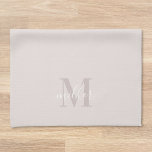 Paño De Cocina Monograma de nombre de familia rosa moderno person<br><div class="desc">Toalla de mano de cocina rosa moderna personalizada con monograma de nombre de familia personalizado en caligrafía moderna a mano.</div>