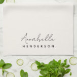 Paño De Cocina Monograma Neutral | Moderno estilo Minimalista<br><div class="desc">Un diseño de monograma personalizado sencillo y elegante con una tipografía de escritura manuscrita minimalista moderna, emparejada con una tipografía de bloques en negro sobre un fondo de crema de marfil natural. El nombre del monograma se puede personalizar fácilmente para hacer un diseño tan único como usted! El regalo o...</div>