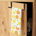 Paño De Cocina Naranjas Lemons y uvas Fruta personalizada<br><div class="desc">Toalla de té personalizada con un fondo de color de fruta.</div>