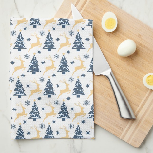 PAÑO DE COCINA NAVIDAD AZUL ÁRBOLES Y REINO DE VACACIONES AMARILL (Doblado Cuarto)