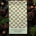 Paño De Cocina Navidades del Personalizado de la Fábrica de Punto<br><div class="desc">Trae alegría de vacaciones a tu cocina con esta toalla de cocina de Navidades polka verde de pan de jengibre personalizado. Con un divertido patrón de hombre de jengibre en un fondo de punto polka de menta, esta toalla festiva se puede personalizar con tu nombre o mensaje especial. Una forma...</div>