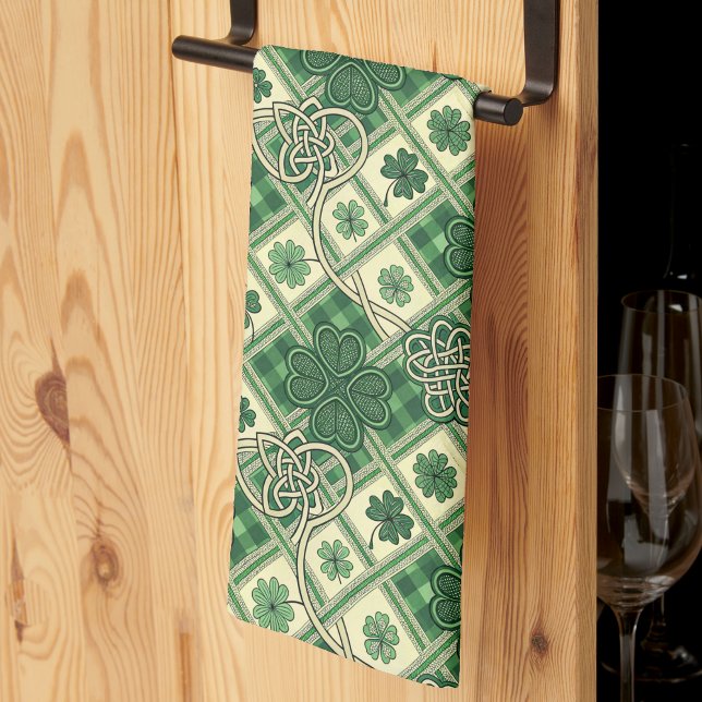 Paño De Cocina  Nudos Celtas Entrelazados y Tréboles de San Patri (Subido por el creador)