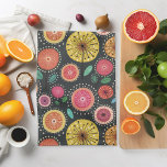 Paño De Cocina Patrón audaz de flor folclórica Scandi<br><div class="desc">Una hermosa fusión de estética bohemia, escandinava e inspirada en el folk. Un encantador y caprichoso patrón floral que mezcla la simplicidad y funcionalidad del diseño escandinavo con la esencia artística y libre del estilo Boho-moda. El diseño presenta líneas depuradas y flores coloridas, perfectas para añadir un toque de belleza...</div>