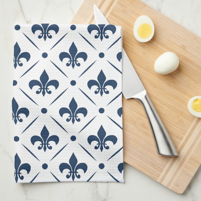 Paño De Cocina Patrón azul oscuro Fleur De Lis sobre fondo blanco (Doblado Cuarto)
