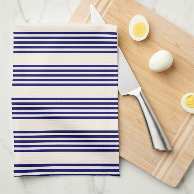 Paño De Cocina Patrón de cinco rayas azul marino y beige (Doblado Cuarto)