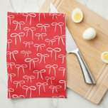 Paño De Cocina Patrón de dibujo de color rojo y blanco simple<br><div class="desc">Un lindo y festivo patrón de doodles blancos dibujados a mano decora esta toalla de cocina de tejido de mimbre rojo, absorbente y funcional, dándole al corazón de tu casa un toque de felicidad femenina. Este motivo de tendencia está por todas partes, no te pierdas de agregarlo a tu vida....</div>