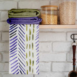 Paño De Cocina Patrón de hueso de arenque boho en púrpura y verde<br><div class="desc">Patrón boho de arenque en morado y verde. Patrón abstracto de tela de barro simple.</div>