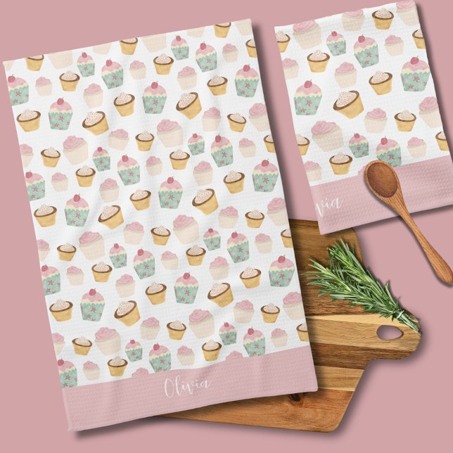 Paño De Cocina Patrón de magdalena (Cute cupcake kitchen towel.  Customize with your own name or choice of text. Perfect for bakers!)