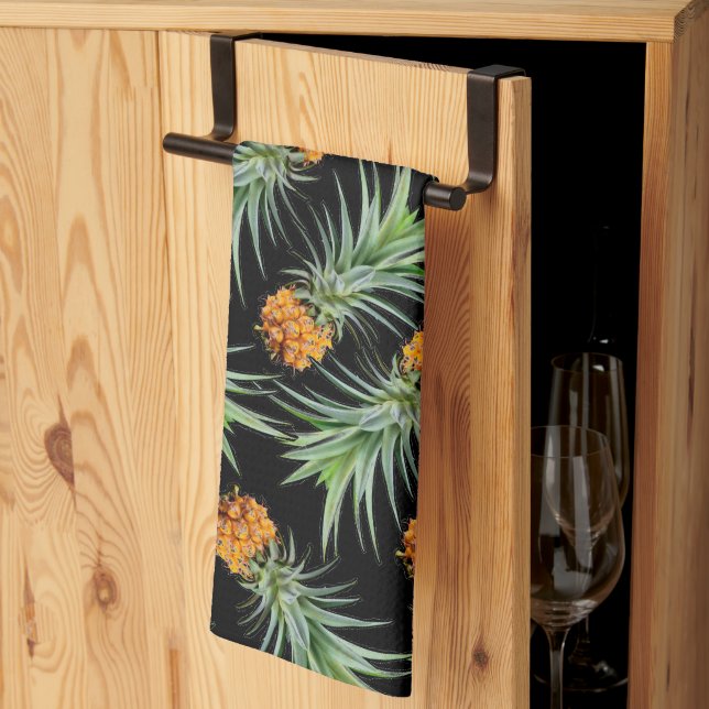 Paño De Cocina Patrón de piña tropical en negro (Pliegue de tercios)