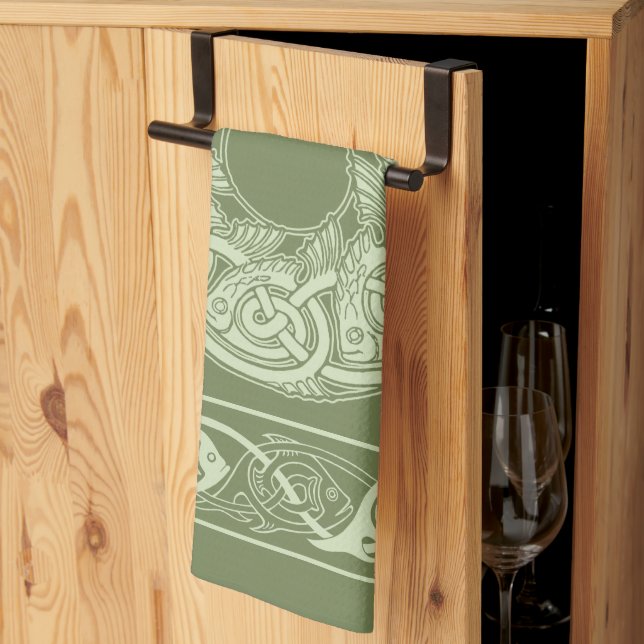 Paño De Cocina Pescado celta de Knotwork en verde (Pliegue de tercios)