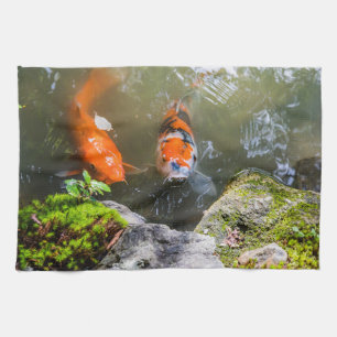 Paño De Cocina Pescado de Koi en un estanque