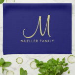 Paño De Cocina Plantilla Monograma dorado Nombre de familia Navy<br><div class="desc">Subir personalizado Añadir tu foto o logotipo Texto Elegante Moderno Cute Monogramado Cocina & Comedor / Lino de mesa y cocina/ Plantilla inicial de nombre familiar Monograma Oro Toalla de cocina color sólido azul de la Marina.</div>