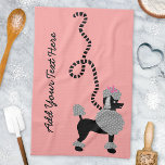 Paño De Cocina Poodle Skirt Retro Rosa Negro 50 Personalizado<br><div class="desc">Esta toalla de bonito francesa de caniche se deriva de las clásicas faldas de caniche de los años 50. El tierno perro de cangrejo negro y gris tiene pompones grises de piel con puntos de polka, un arco rosado y una correa de estilo esténcil negro. Todo descansa sobre un fondo...</div>