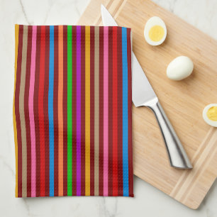Paño De Cocina Rayas Coloridas Sobre Diseño De Patrón Rojo 