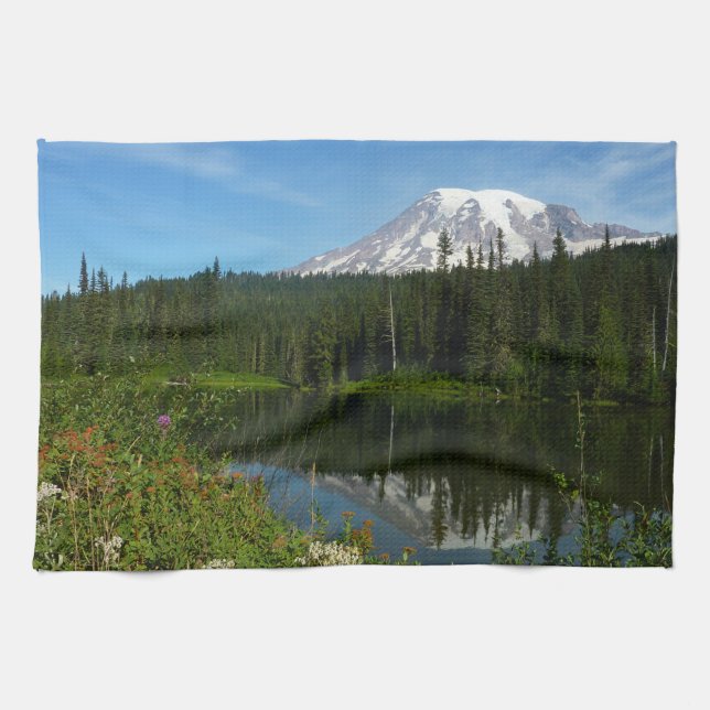 Paño De Cocina Reflejo del lago del Monte Rainier con flores silv (Horizontal)