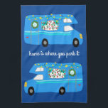 Paño De Cocina Retro Camper Motorhome RV Vanlife Xmas<br><div class="desc">Decore su cocina con esta toalla fresca. ¡Hace un gran regalo de bienvenida o aniversario! También puedes personalizar con tu propio texto. Revisa mi tienda por muchos más colores y patrones más cosas de cocina a juego!</div>