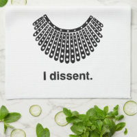 Ruth Bader Ginsburg, yo discrepo del collar RBG