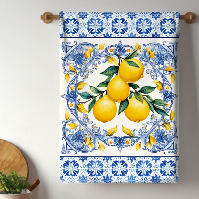 Paño De Cocina Tile Lemons Mediterráneo (Mediterranean blue and white tiles with colorful lemon kitchen towels will brighten and kitchen.)