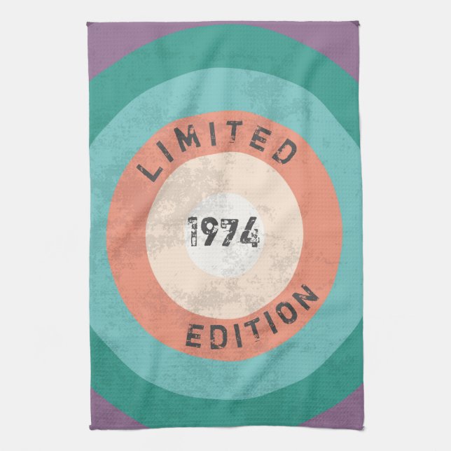 Paño De Cocina Viñeta edición limitada de 1974 50º cumpleaños (Vertical)