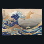 Paño De Cocina Vintage de PixDezines, Gran Ola, Hokusai 葛 飾 北 斎 の<br><div class="desc">PixDezinves Vintage de arte japonés con falso acento dorado. La Gran Ola de Kanagawa es una de las más vistas a nivel mundial. El artista, Hokusai, 1832 (Periodo Edo). Representando el okinami como las grandes olas, NO el tsunami. Digitalmente mejorado por PixDezines. Copyright © 2008-2014 PixDezines.com™ y PixDezines™ en zazzle.com...</div>