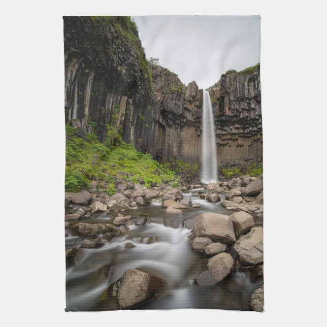 Paño De Cocina Waterfalls | Svartifoss Waterfall, South Iceland (Vertical)