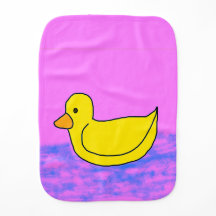 Cuato pato amarillo en rosa